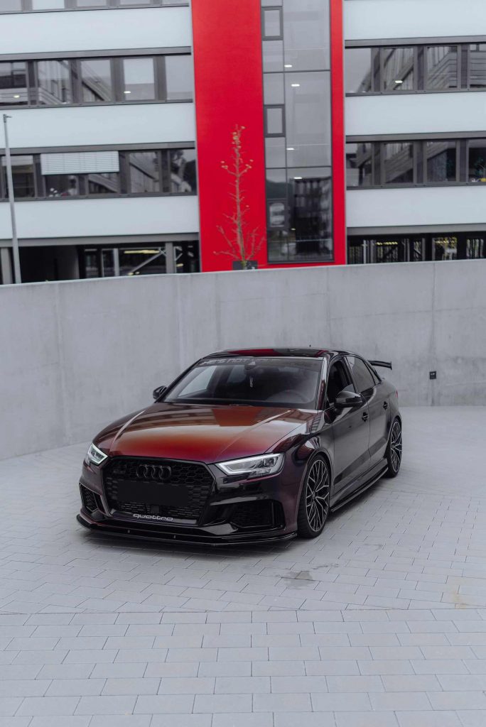 Audi RS3 foliert mit der Car Wrapping Farbe Black Opalus