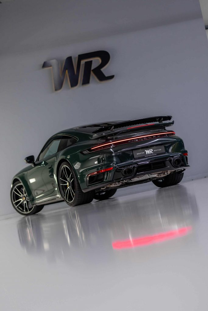 British Racing Green foliert auf Porsche