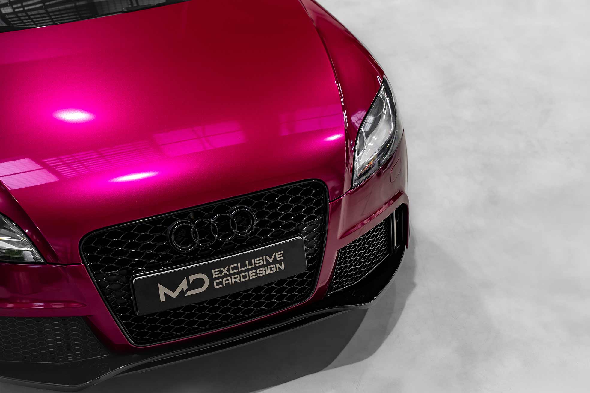 Magenta Audi R8 Magenta Madness - Platinum Wrapping Film