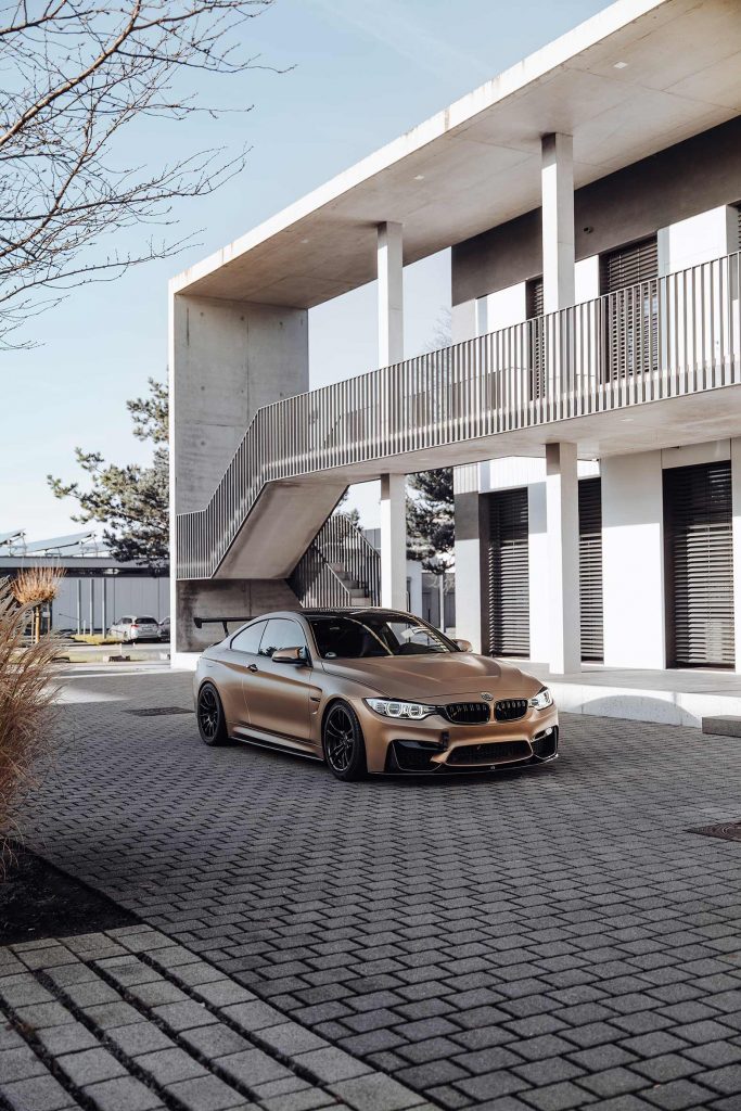 BMW foliert mit Matt Phantom Gold