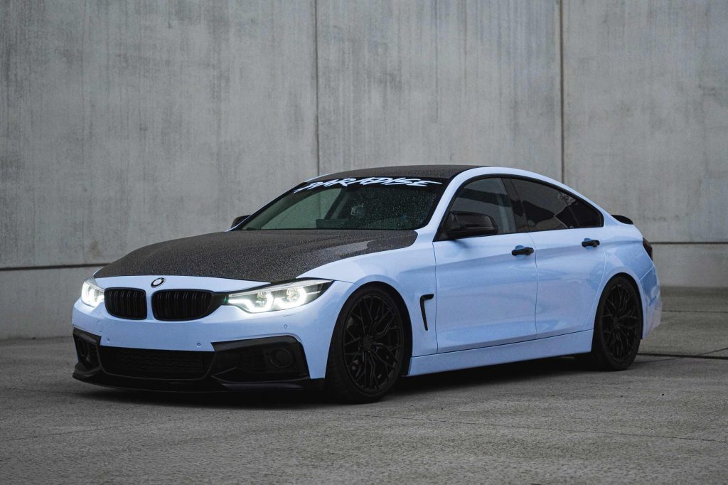 BMW foliert mit der Car Wrapping Farbe Arctic Paradise