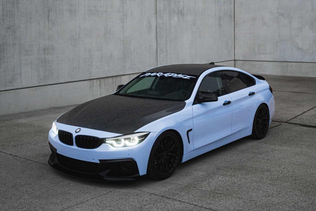 BMW foliert mit der Car Wrapping Farbe Arctic Paradise