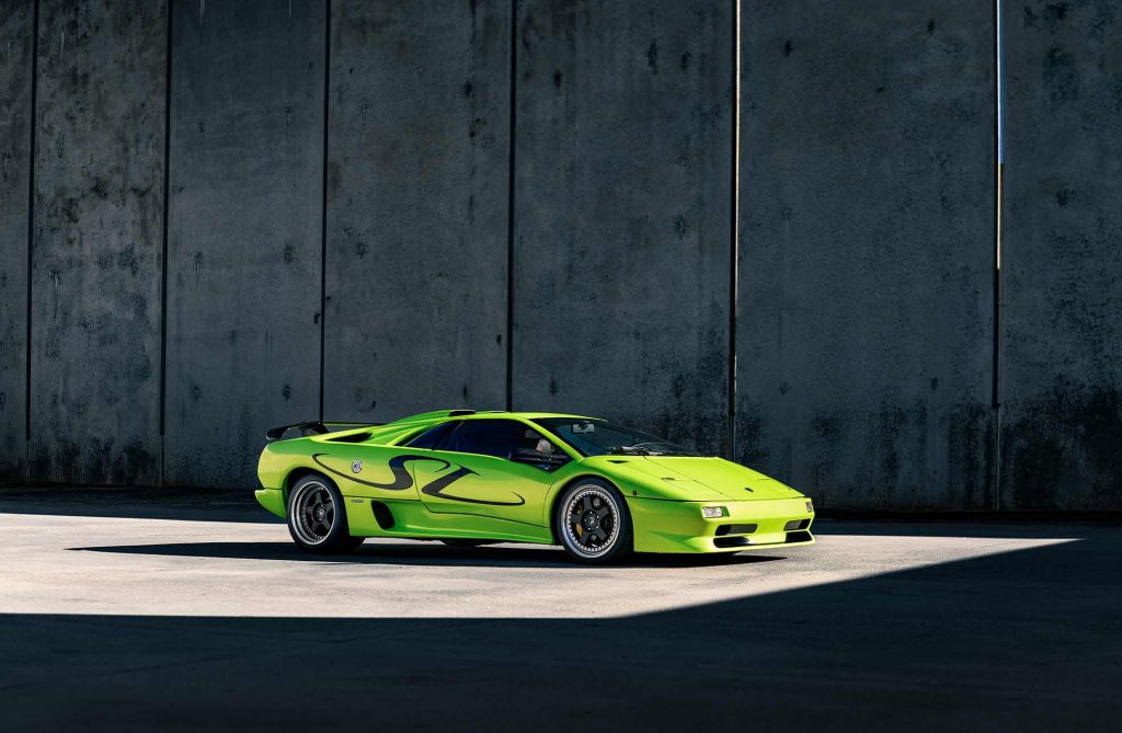 Lamborghini foliert mit der Car Wrapping Farbe Atomic Lime
