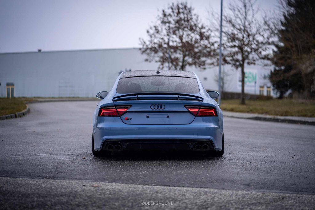 Car Wrapping Farbe Makalu Blue auf Audi