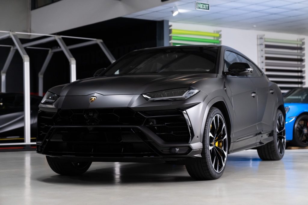 Lamborghini mit Folierung Obsidian Black