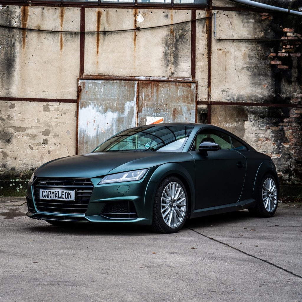Audi mit Folierung Matt Smaragd