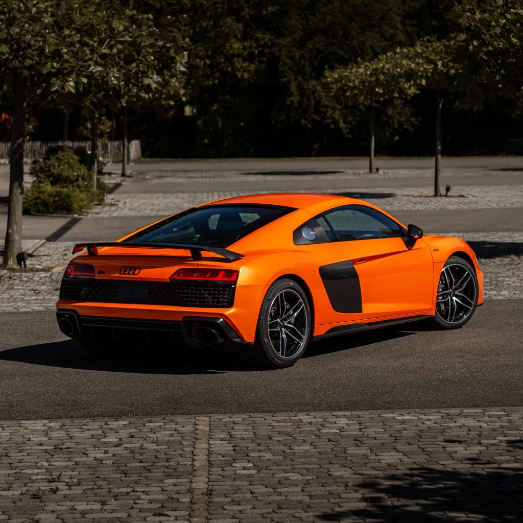 Punisher Orange auf einem Audi
