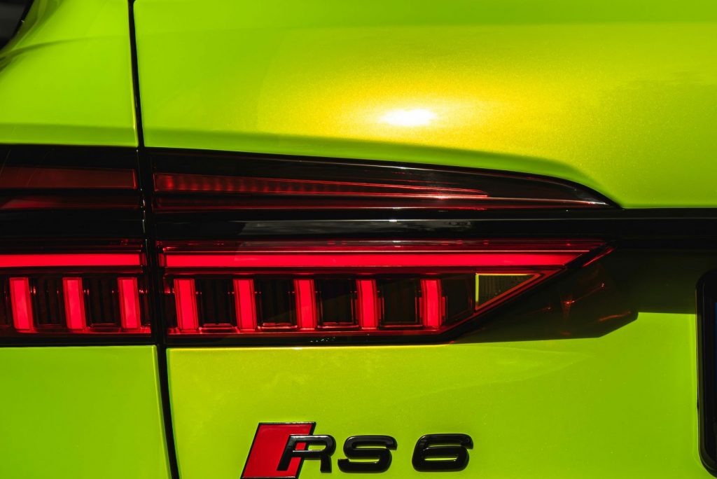 Audi foliert mit der PWF PERFORMANCE Folie Electric Lime