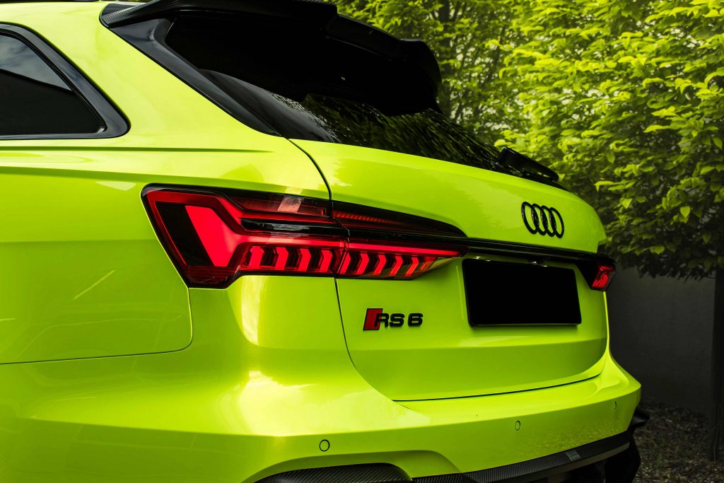 Audi foliert mit der PWF PERFORMANCE Folie Electric Lime