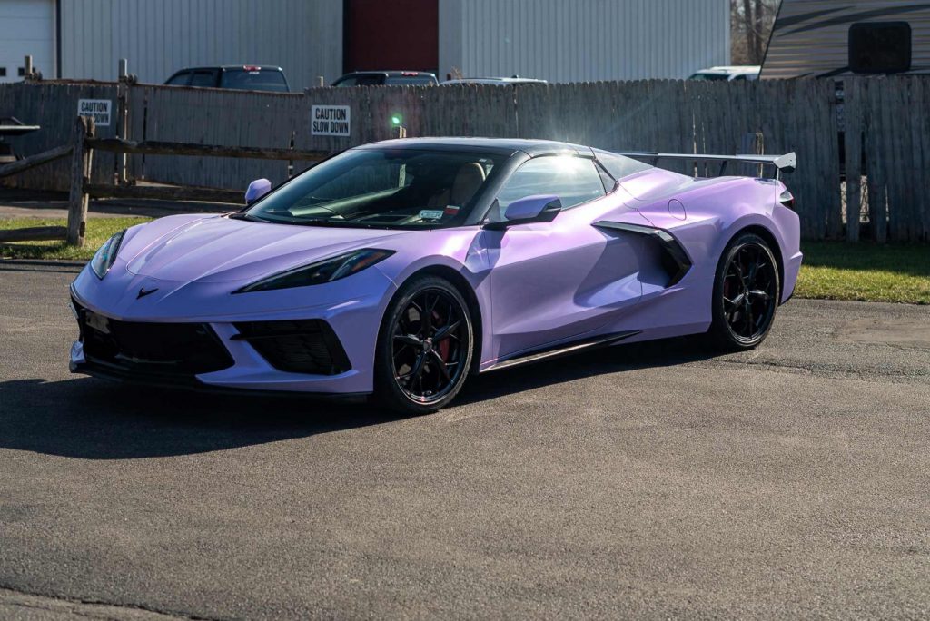 Car Wrapping Folie Purple Haze auf Chevrolet Corvette