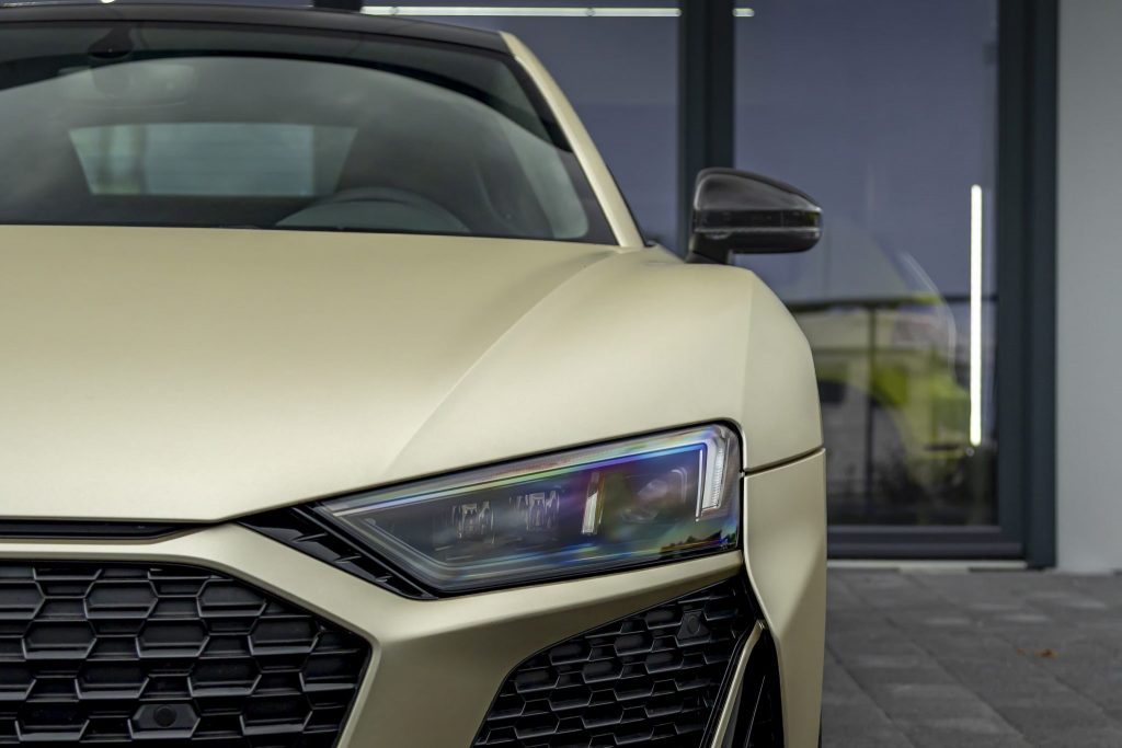 Audi foliert mit der PWF PERFORMANCE Folie Satin Golden Girls
